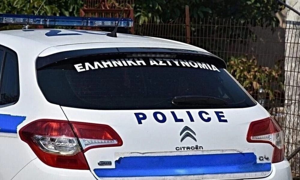 Συναγερμός στην Λευκάδα - Νεαρός άνδρας έπεσε από τον 3ο όροφο
